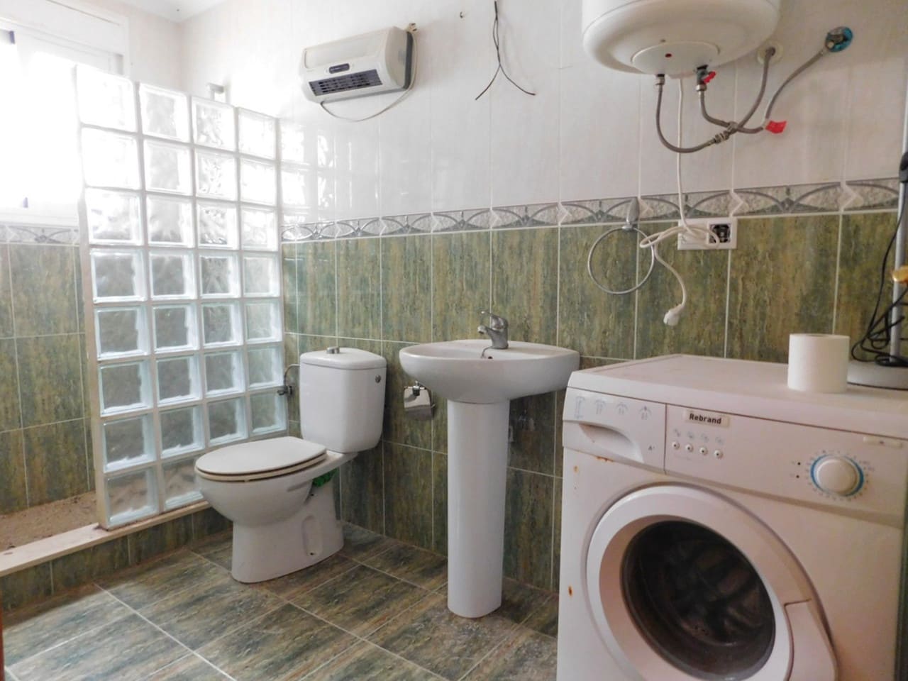 Chalet de 3 habitaciones en Ciudad Quesada en venta con piscina - 190.000 € (Ref: 8869232)