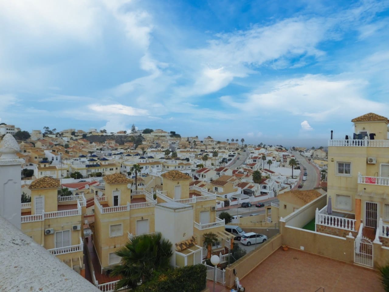 Chalet de 3 habitaciones en Ciudad Quesada en venta con piscina - 190.000 € (Ref: 8869232)