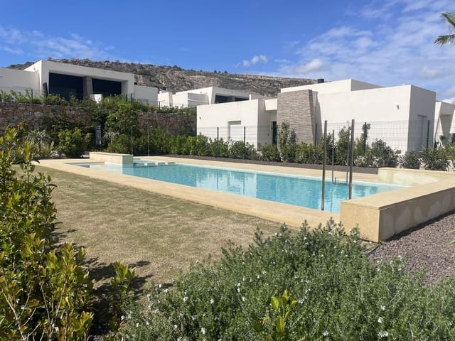 3 camera da letto Bungalow in vendita in Algorfa con piscina garage - 325.000 € (Rif: 8878574)