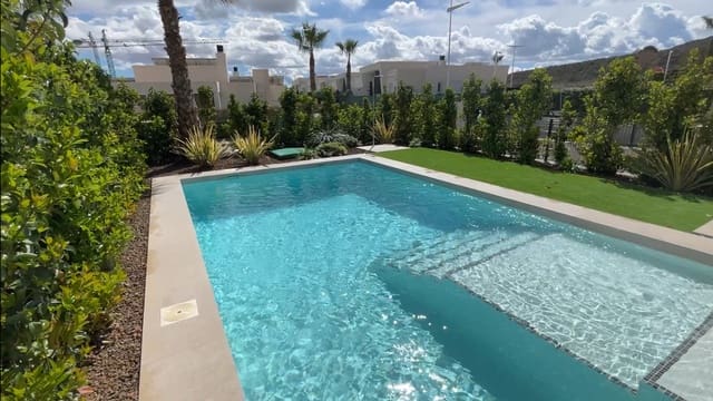 3 Zimmer Villa zu verkaufen in Algorfa mit Pool Garage - 549.000 € (Ref: 8878575)