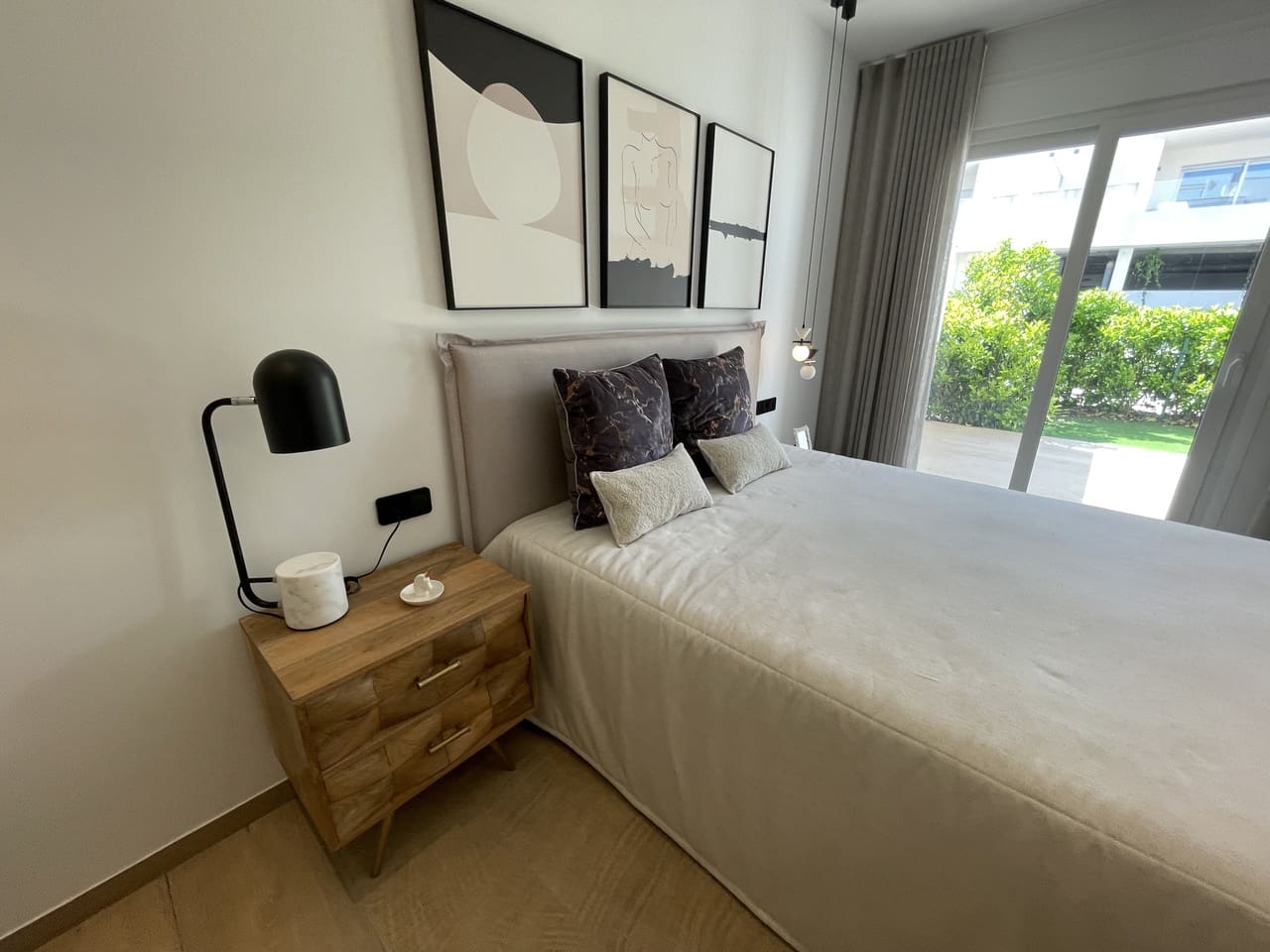 2 bedroom Bungalow for sale in Algorfa with pool garage - € 275,000 (Ref: 8878576)