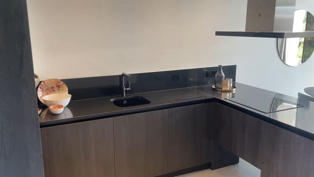 Casa de 3 habitaciones en Algorfa en venta con piscina garaje - 495.000 € (Ref: 8878679)
