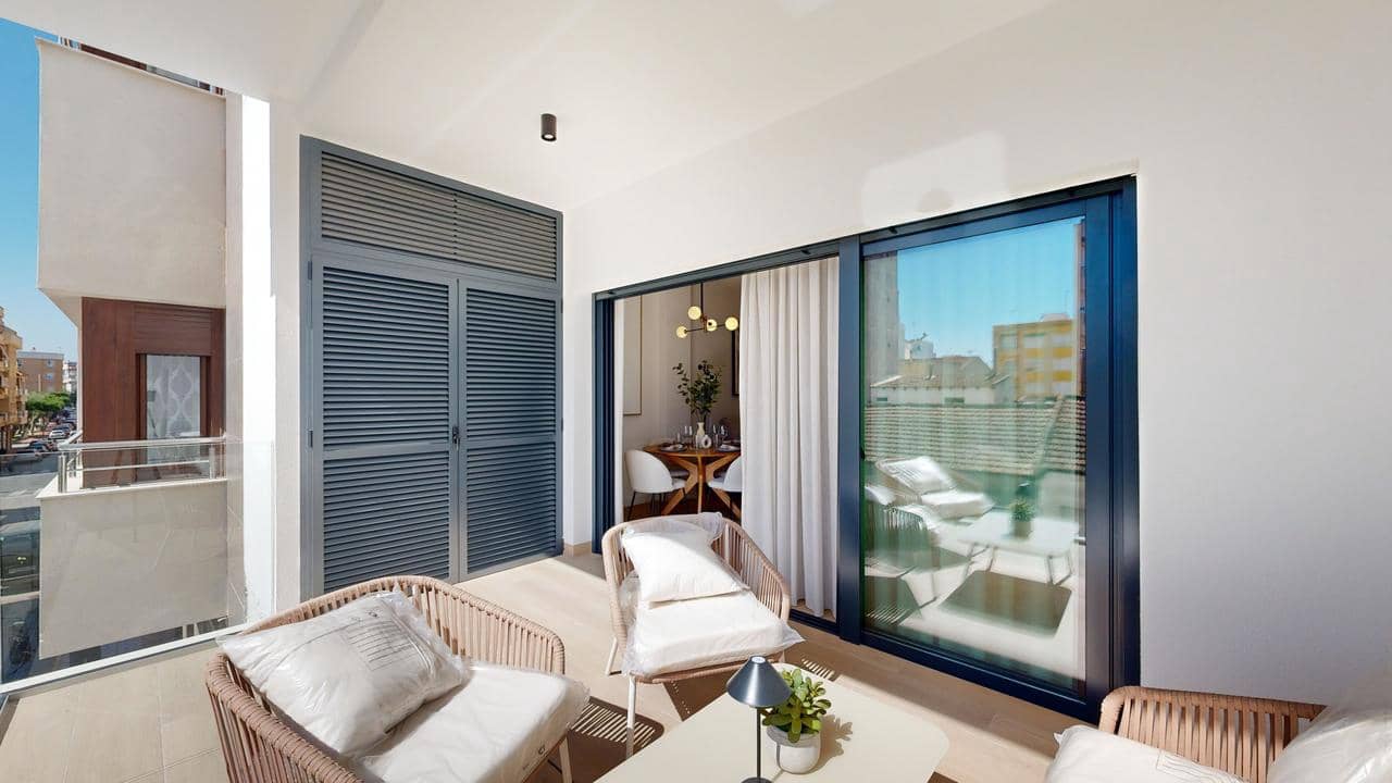 3 slaapkamer Appartement te koop in Guardamar del Segura met zwembad garage - € 339.500 (Ref: 8880607)