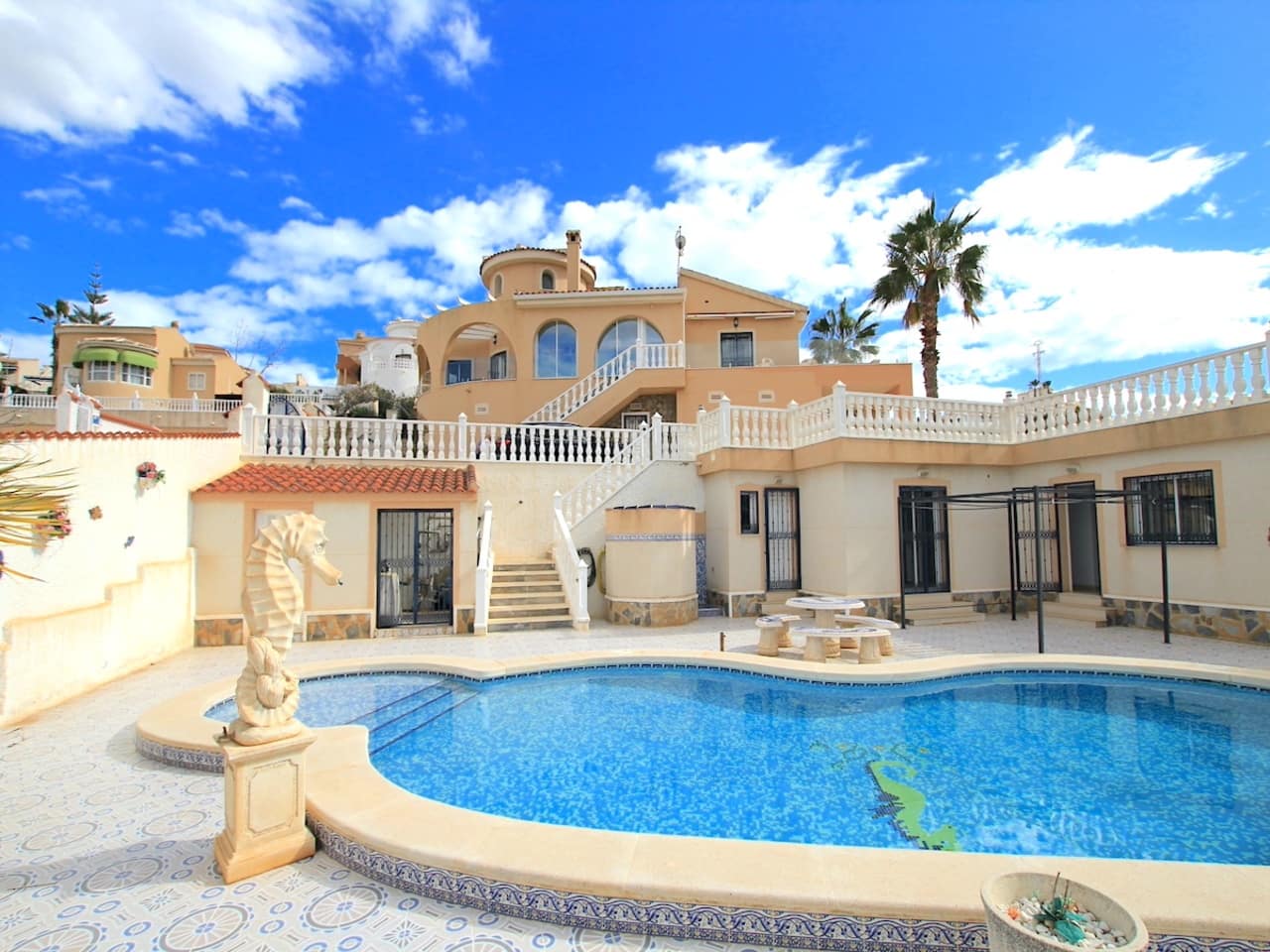 5 sovrum Villa till salu i Ciudad Quesada med pool - 615 000 € (Ref: 8881924)