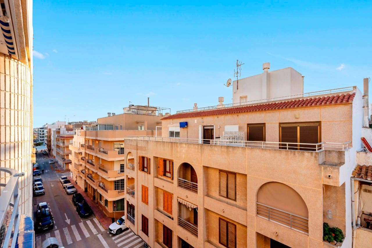 3 sovrum Lägenhet till salu i La Mata - 199 000 € (Ref: 8891125)