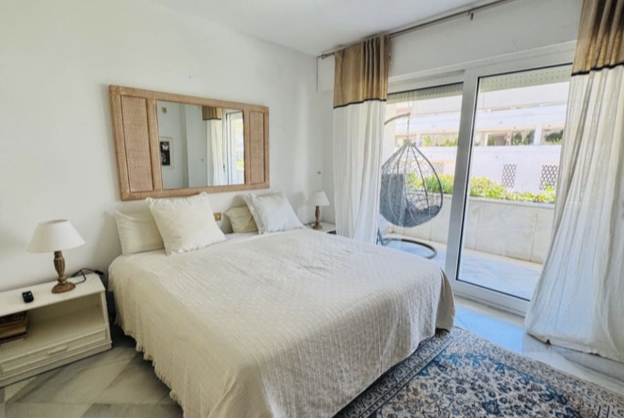 3 soverom Leilighet til salgs i Puerto Banus med svømmebasseng garasje - € 2 600 000 (Ref: 8898092)