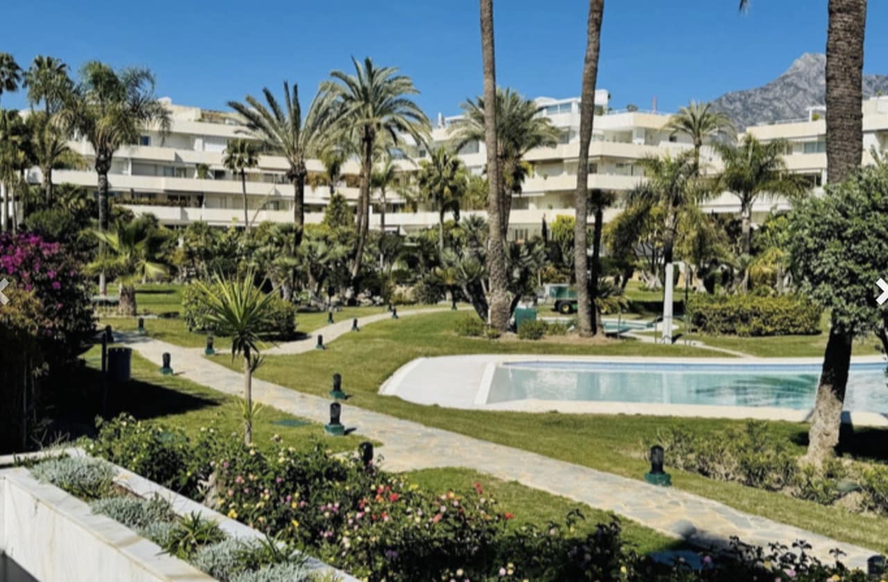3 soverom Leilighet til salgs i Puerto Banus med svømmebasseng garasje - € 2 600 000 (Ref: 8898092)