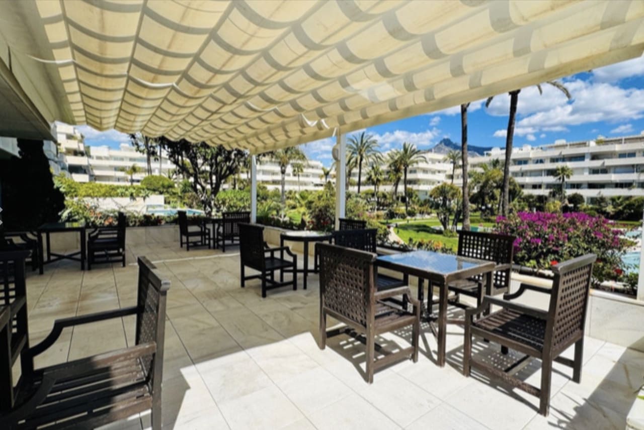 3 soverom Leilighet til salgs i Puerto Banus med svømmebasseng garasje - € 2 600 000 (Ref: 8898092)