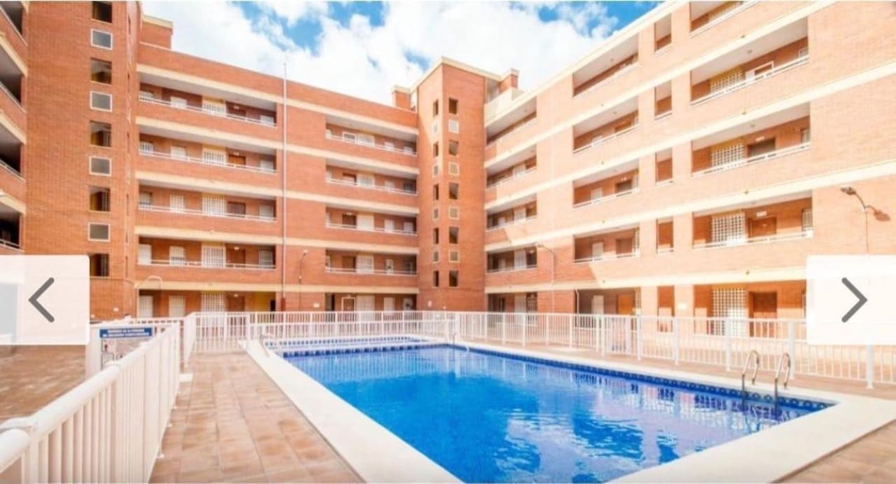 2 chambre Appartement à vendre à Torrevieja avec piscine - 199 900 € (Ref: 8900015)