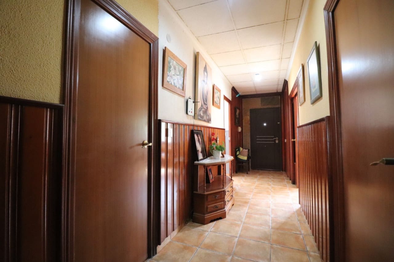 Chalet de 5 habitaciones en Heredades en venta - 169.000 € (Ref: 8921527)