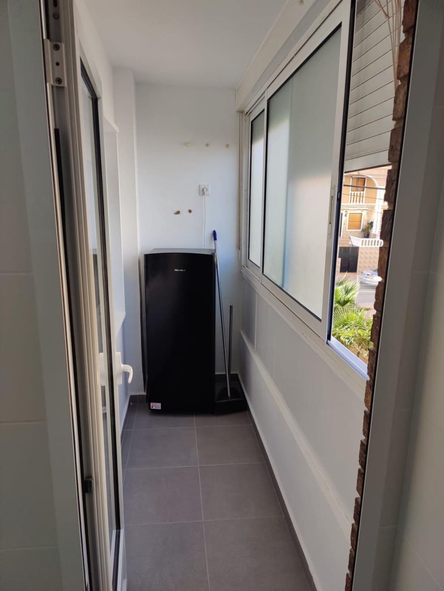 2 soveværelse Lejlighed til salg i Torrevieja - € 194.900 (Ref: 8924084)