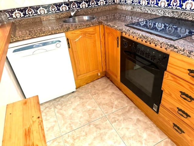 4 quarto Moradia para venda em Zona Pueblo, Guardamar del Segura - 220 000 € (Ref: 8928969)