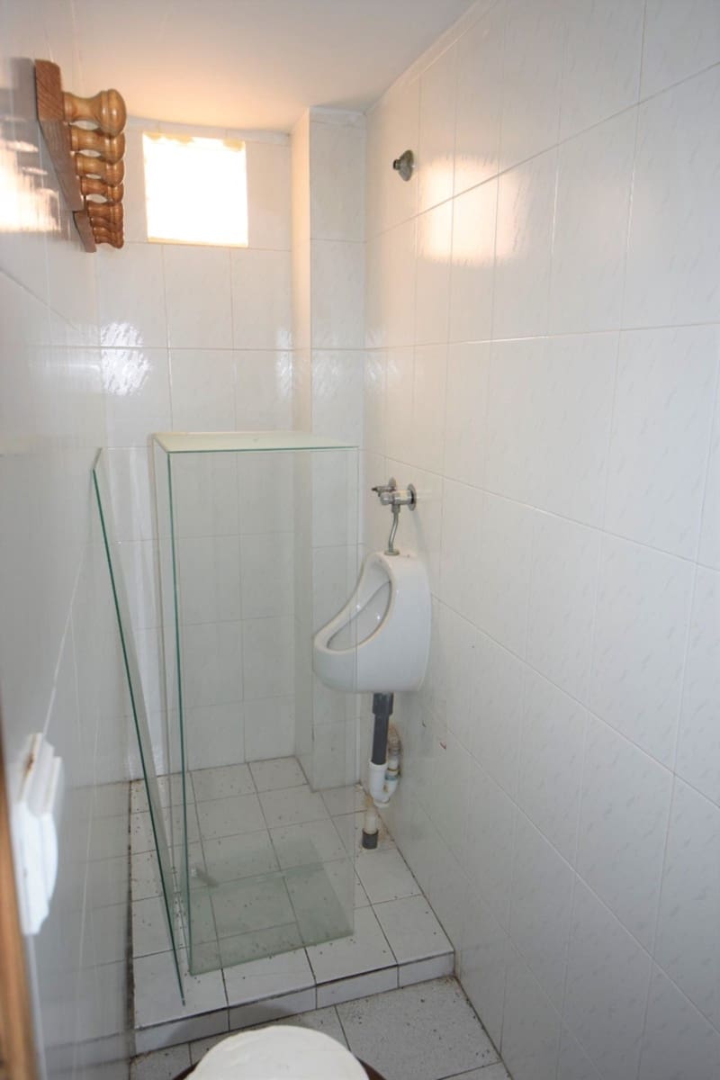 Comercial para venda em Guardamar del Segura - 155 500 € (Ref: 8928977)