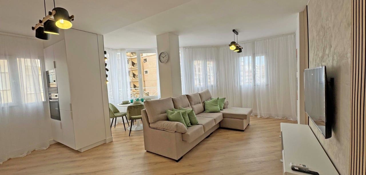 2 sypialnia Apartament na sprzedaż w Torrevieja z basenem - 187 000 € (Ref: 8935147)