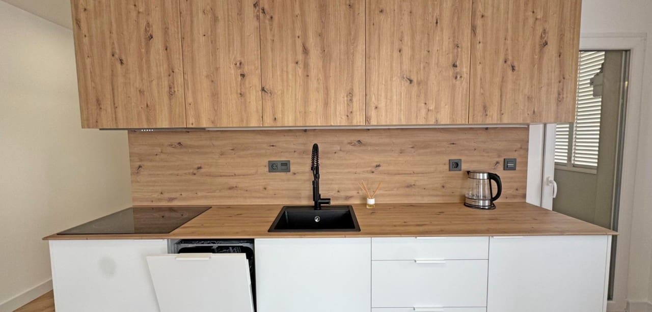 2 sypialnia Apartament na sprzedaż w Torrevieja z basenem - 187 000 € (Ref: 8935147)