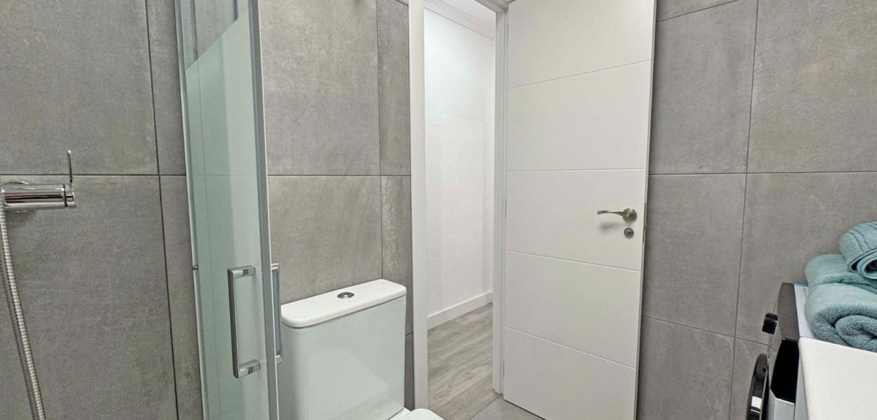 2 sovrum Lägenhet till salu i Torrevieja - 165 000 € (Ref: 8935148)