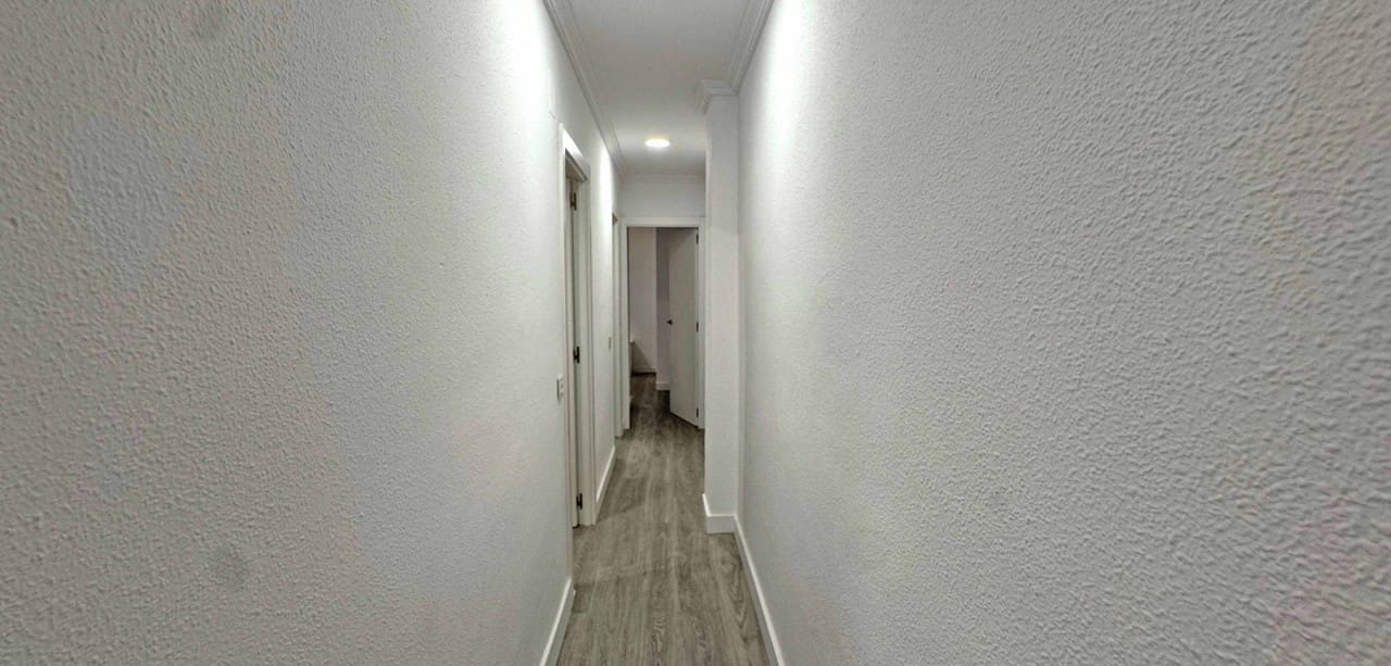 2 sovrum Lägenhet till salu i Torrevieja - 165 000 € (Ref: 8935148)