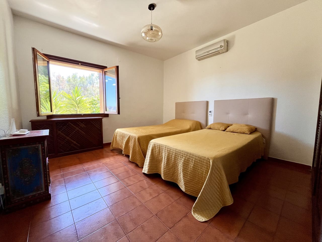 4 bedroom Villa for sale in La Nucia with pool - € 995,000 (Ref: 8937647)