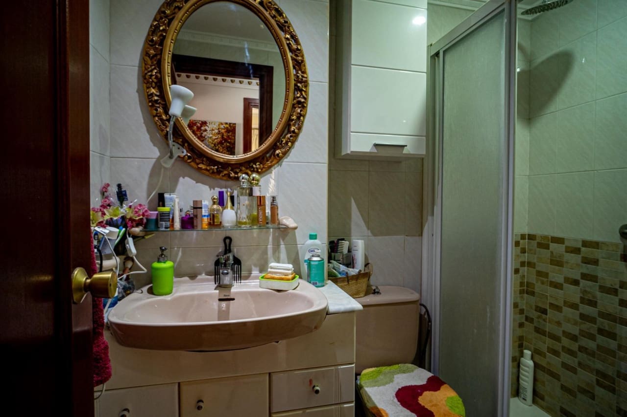 2 sypialnia Apartament na sprzedaż w Benidorm z basenem - 225 000 € (Ref: 8938856)