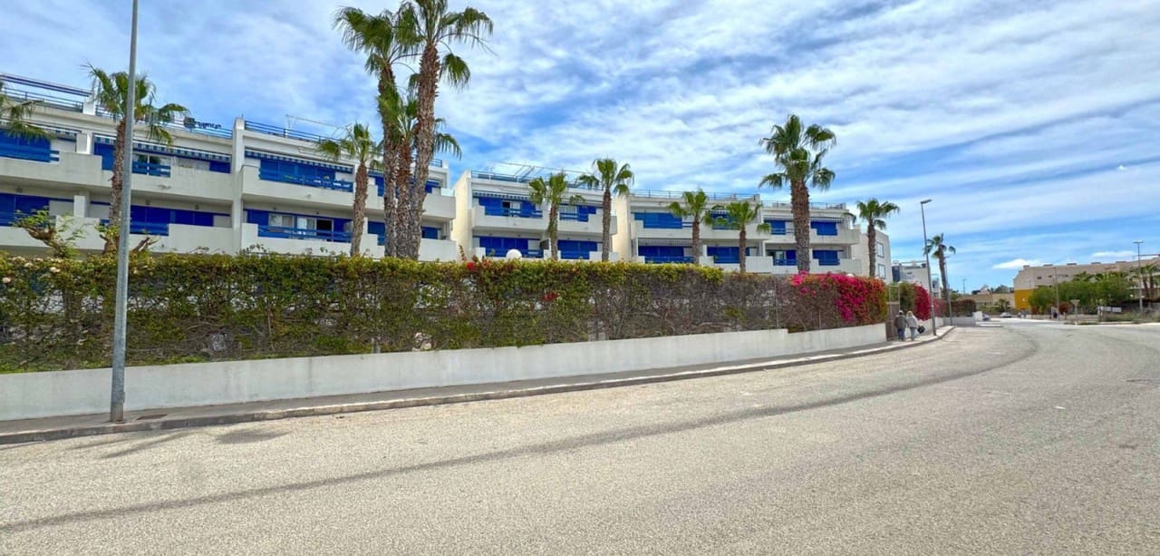 2 sypialnia Apartament na sprzedaż w Orihuela Costa z basenem - 182 000 € (Ref: 8938896)