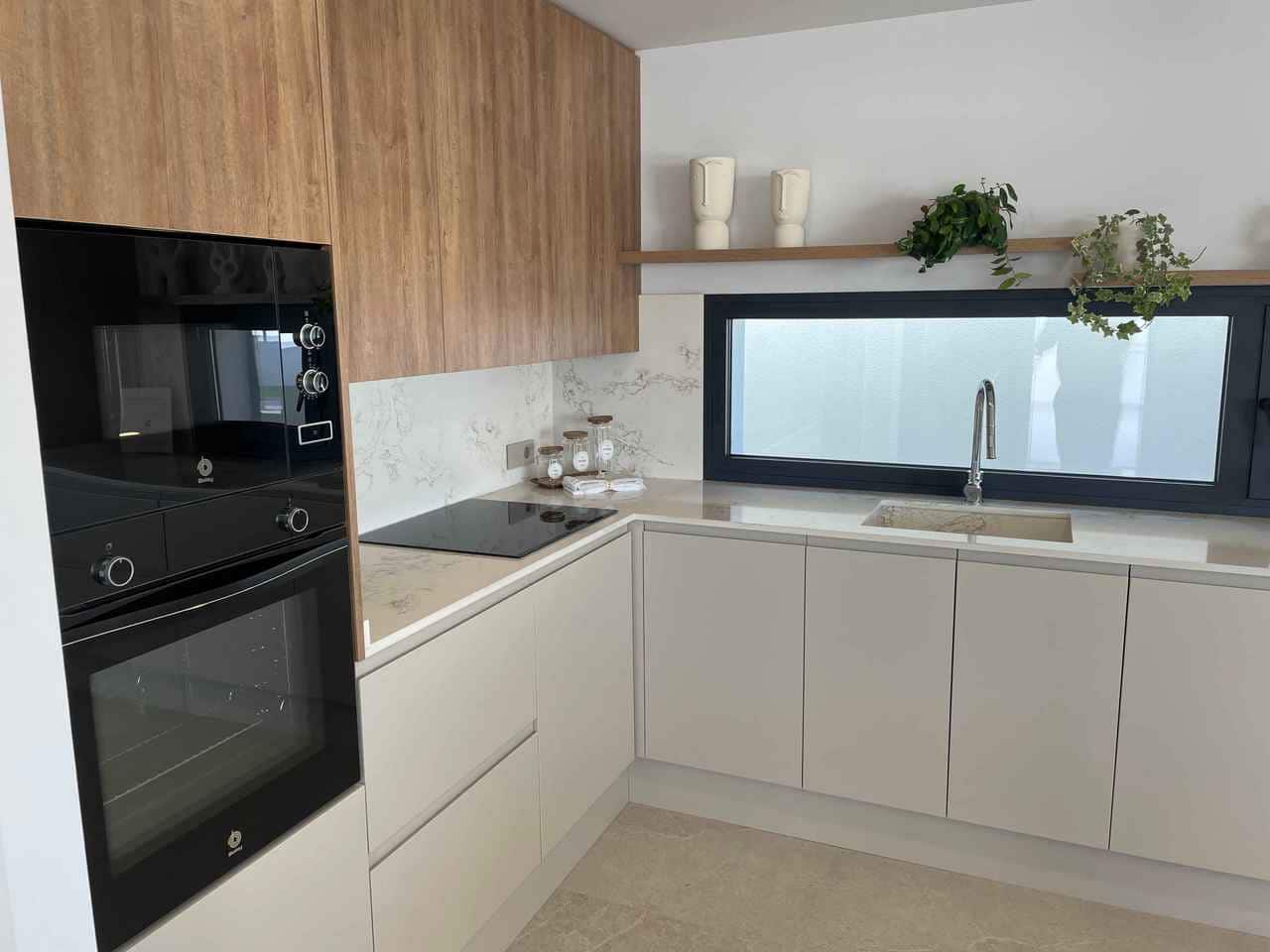 4 bedroom Villa for sale in San Miguel de Salinas with pool - € 699,000 (Ref: 8941611)