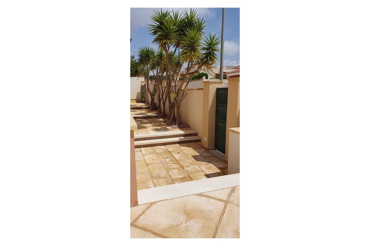 Chalet de 4 habitaciones en Ciudad Quesada en venta con piscina - 520.000 € (Ref: 8943862)