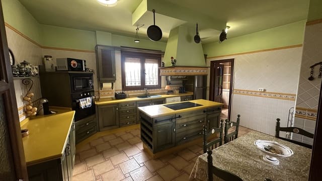 4 quarto Casa em Banda para venda em San Miguel de Salinas com garagem - 990 000 € (Ref: 8947046)