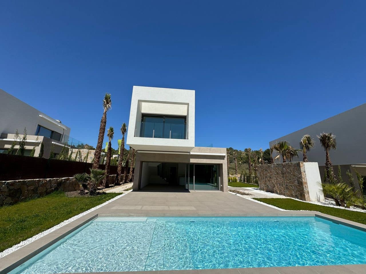 3 bedroom Villa for sale in Las Colinas Golf with pool garage - € 825,000 (Ref: 8948260)