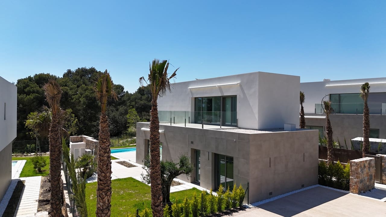 3 slaapkamer Villa te koop in Las Colinas Golf met zwembad garage - € 1.050.000 (Ref: 8948261)