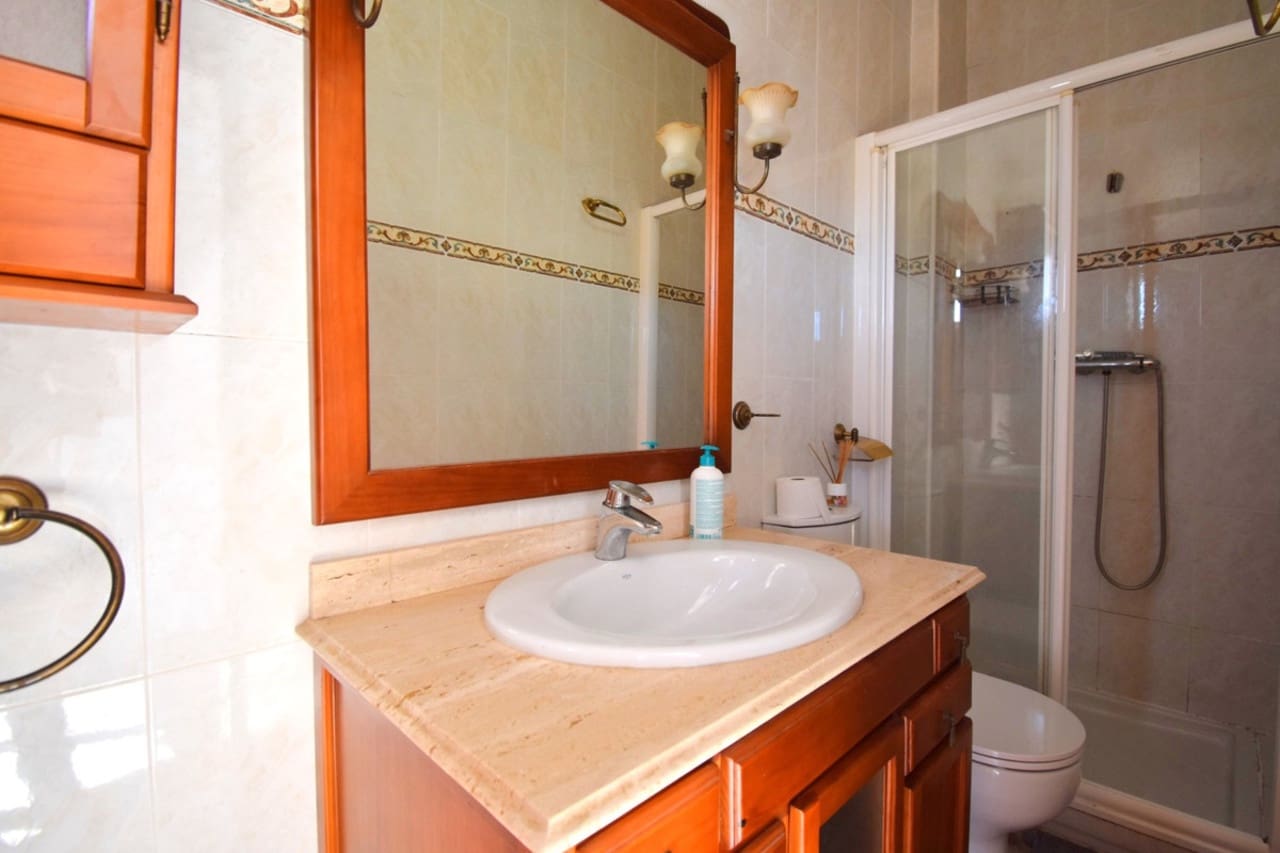 3 sovrum Villa till salu i Los Altos med pool - 184 950 € (Ref: 8949108)