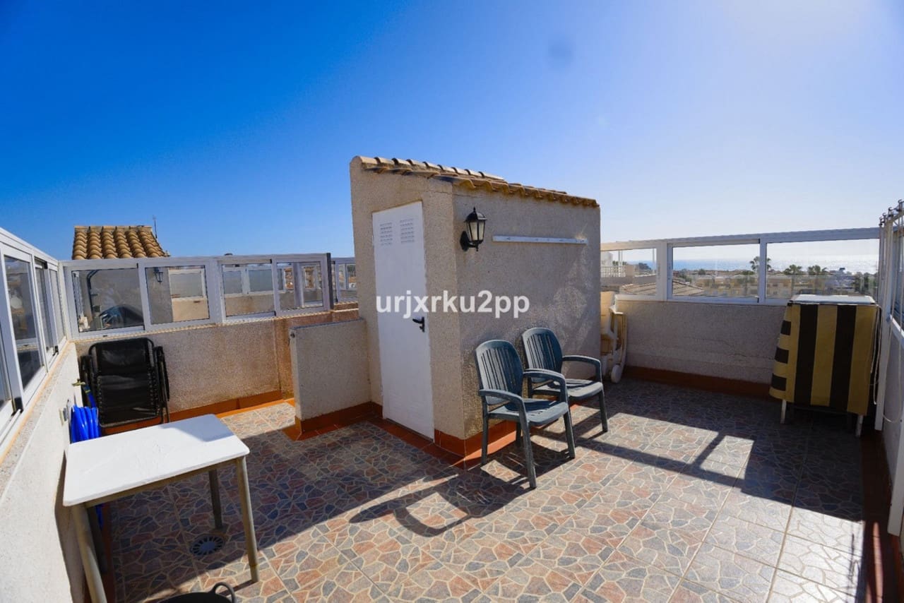 3 sypialnia Willa na sprzedaż w Torrevieja - 210 000 € (Ref: 8972080)