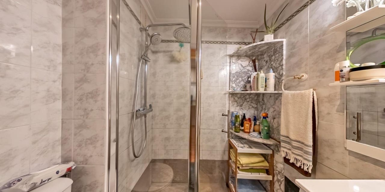 2 chambre Appartement à vendre à Benidorm avec piscine - 215 000 € (Ref: 8988352)