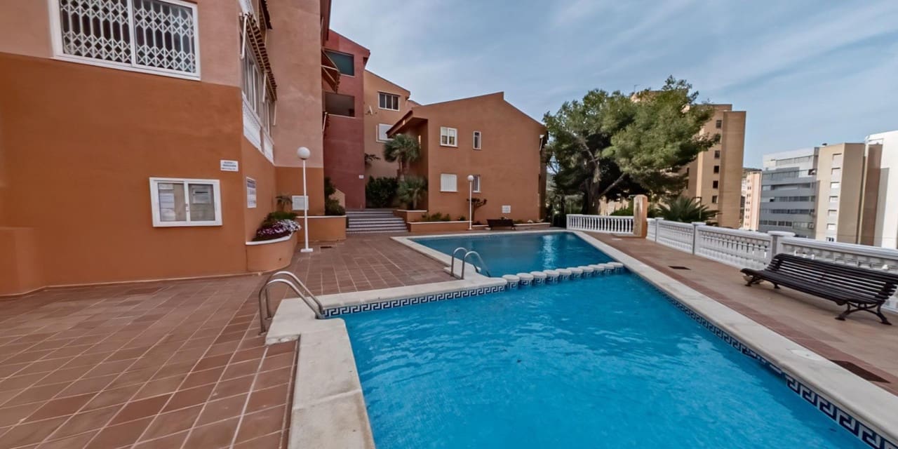 2 chambre Appartement à vendre à Benidorm avec piscine - 215 000 € (Ref: 8988352)