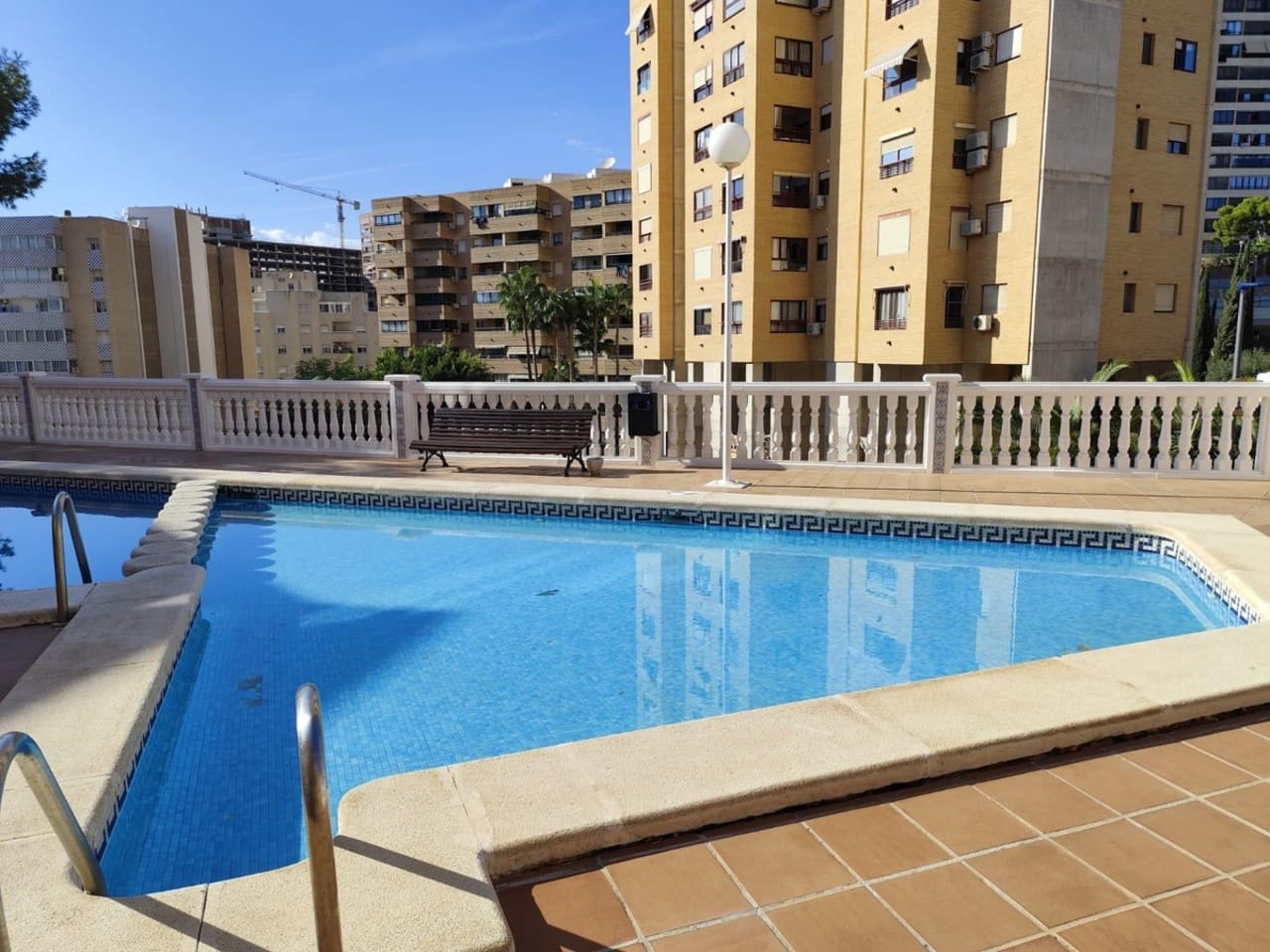 2 chambre Appartement à vendre à Benidorm avec piscine - 215 000 € (Ref: 8988352)