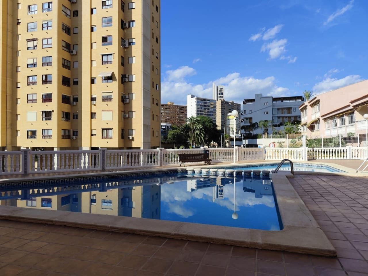 2 chambre Appartement à vendre à Benidorm avec piscine - 215 000 € (Ref: 8988352)