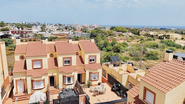 3 soverom Villa til salgs i Cabo Roig, Orihuela - € 244 000 (Ref: 9001354)