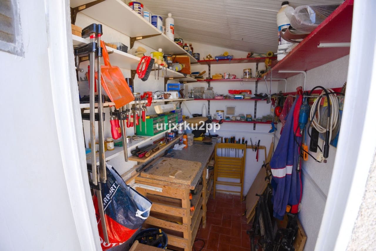 3 soveværelse Villa til salg i Torrevieja - € 210.000 (Ref: 9003461)