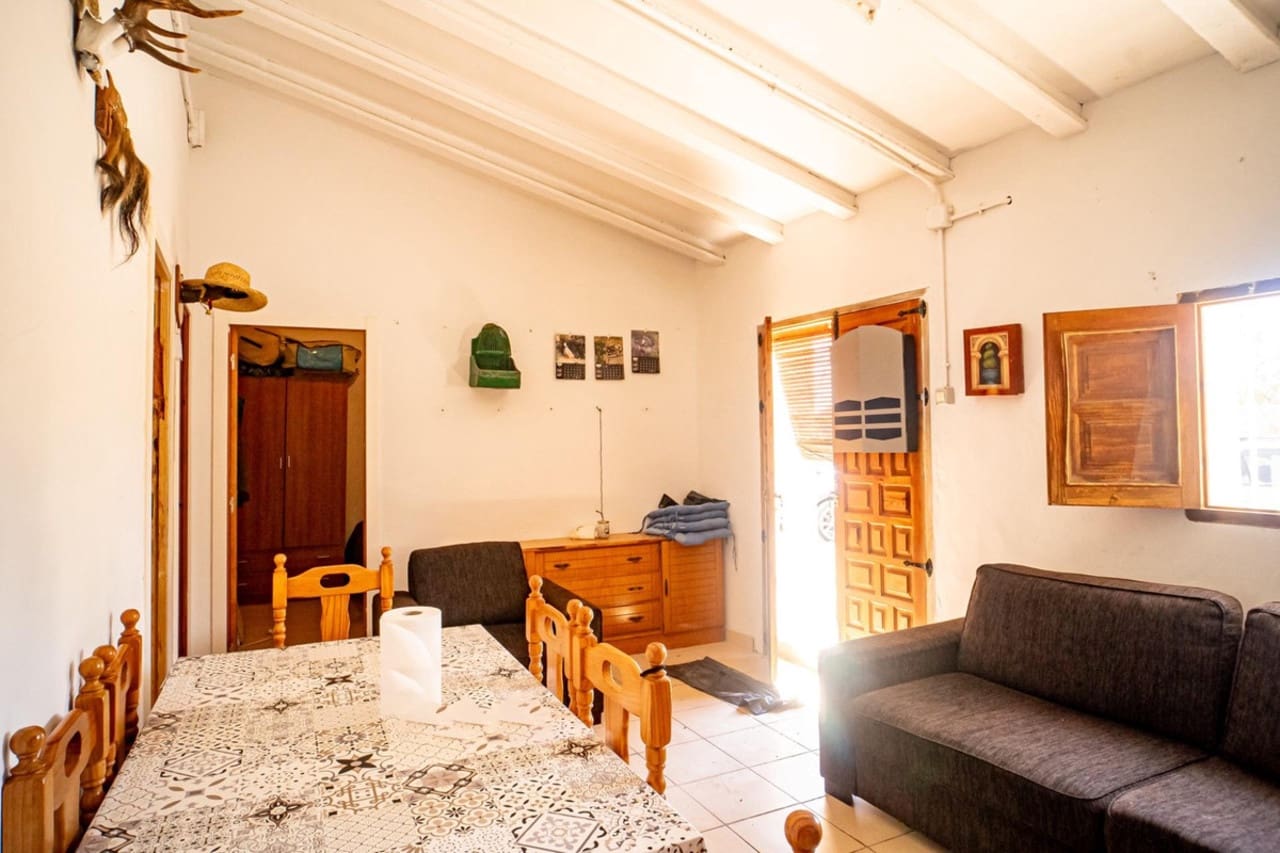 3 Zimmer Villa zu verkaufen in Relleu - 189.000 € (Ref: 9003930)