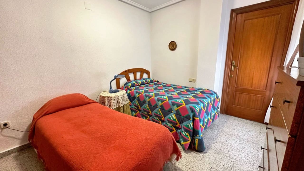 6 soverom Leilighet til salgs i Guardamar del Segura - € 199 990 (Ref: 9003934)