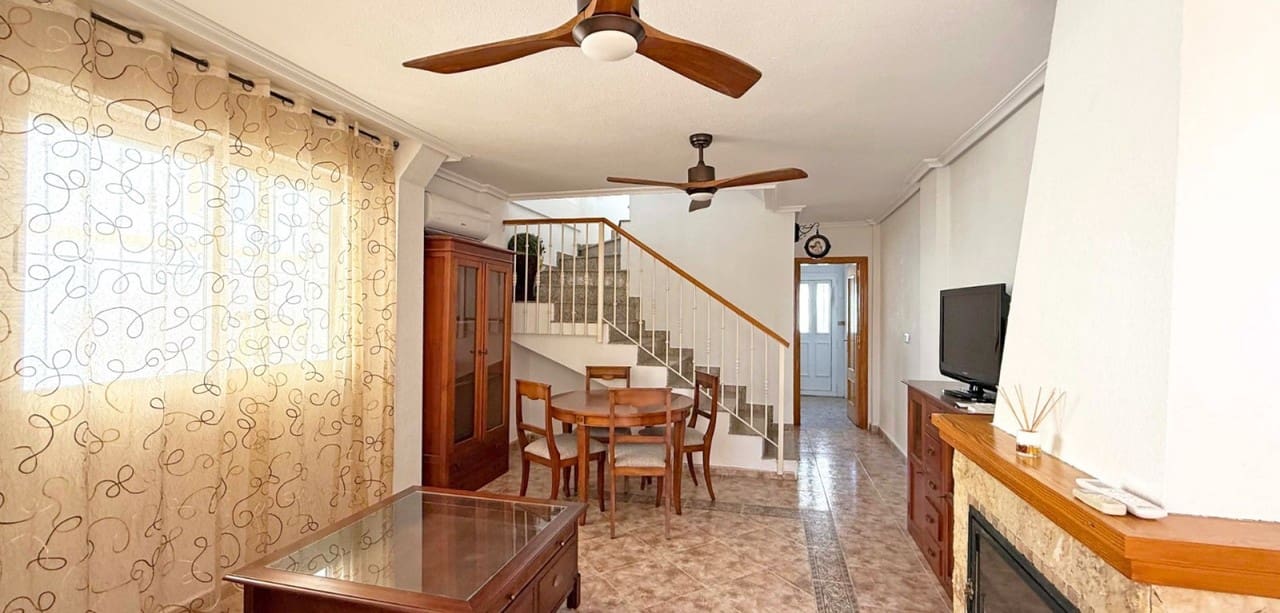 3 Zimmer Villa zu verkaufen in Orihuela Costa mit Pool - 189.000 € (Ref: 9003943)