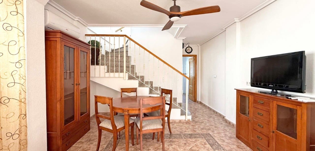 3 Zimmer Villa zu verkaufen in Orihuela Costa mit Pool - 189.000 € (Ref: 9003943)