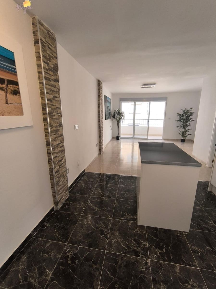 3 camera da letto Appartamento in vendita in Torrevieja - 210.000 € (Rif: 9014591)