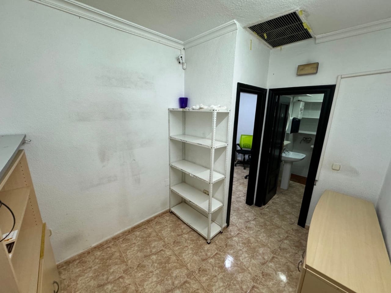 1 quarto Comercial para venda em Guardamar del Segura - 220 000 € (Ref: 9029837)