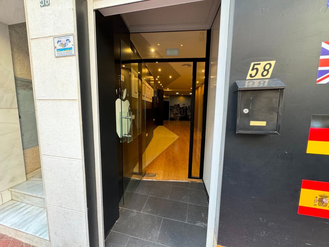 1 quarto Comercial para venda em Guardamar del Segura - 220 000 € (Ref: 9029837)