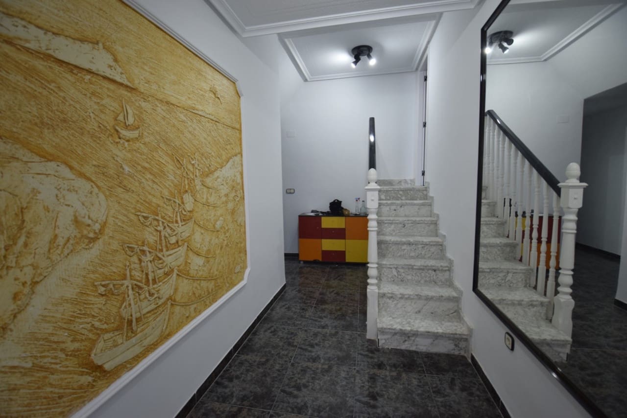 2 quarto Apartamento para venda em Guardamar del Segura - 190 000 € (Ref: 9029838)