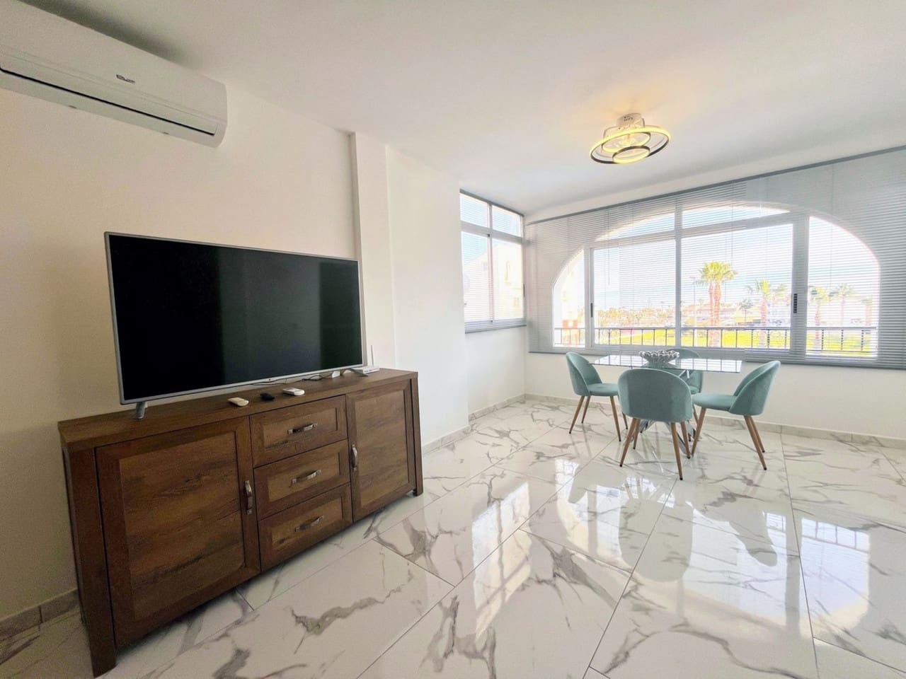 1 makuuhuone Huoneisto myytävänä paikassa Villamartin mukana uima-altaan - 155 000 € (Ref: 9041165)