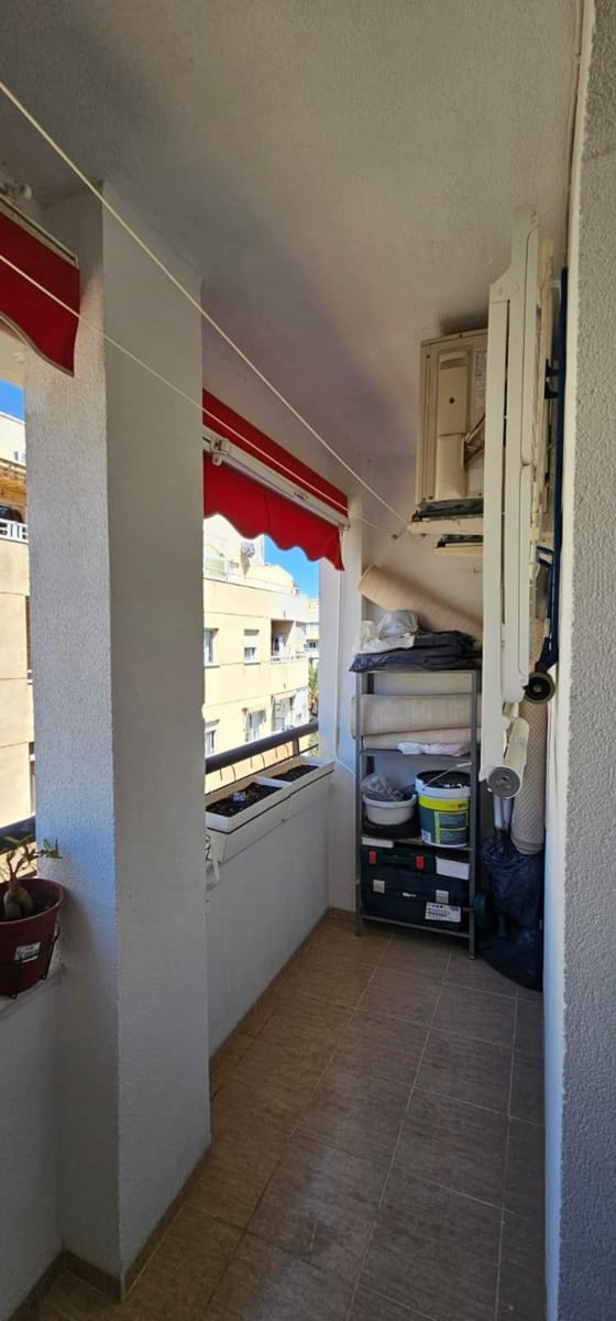 3 bedroom Apartment for sale in Torrevieja - € 158,000 (Ref: 9041195)