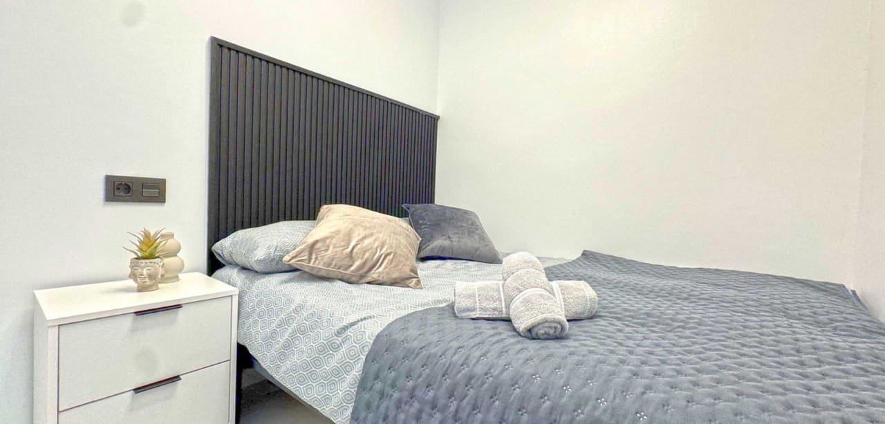 1 sypialnia Apartament na sprzedaż w Torrevieja - 159 999 € (Ref: 9041199)