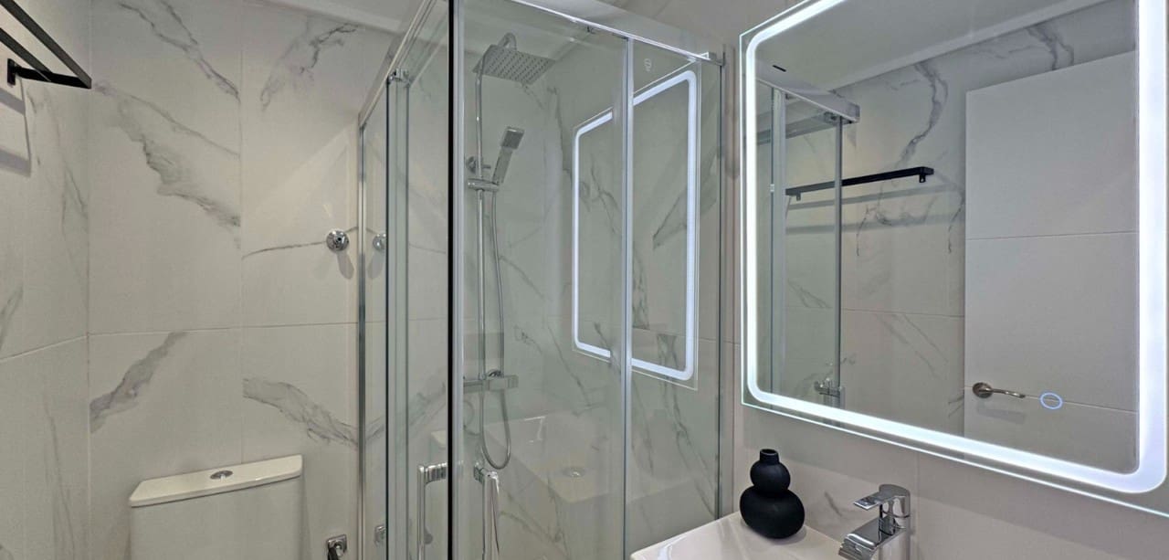 1 sypialnia Apartament na sprzedaż w Torrevieja - 159 999 € (Ref: 9041199)