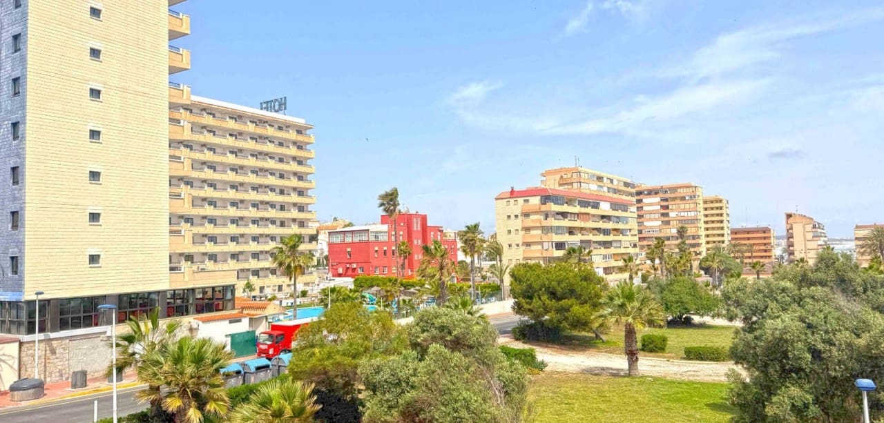 1 sypialnia Apartament na sprzedaż w Torrevieja - 159 999 € (Ref: 9041199)
